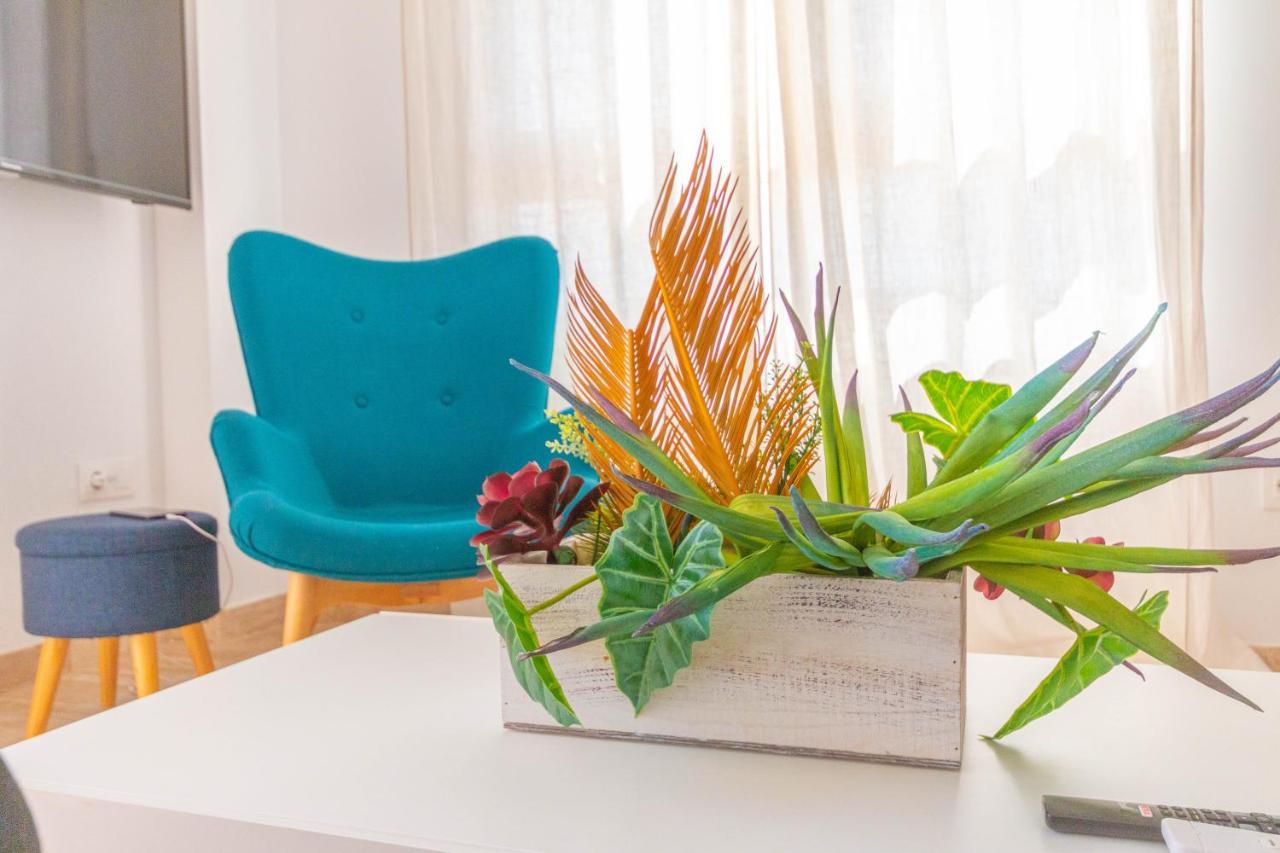 Lovely Apartment Beach Front & Pool El Campello Eksteriør bilde