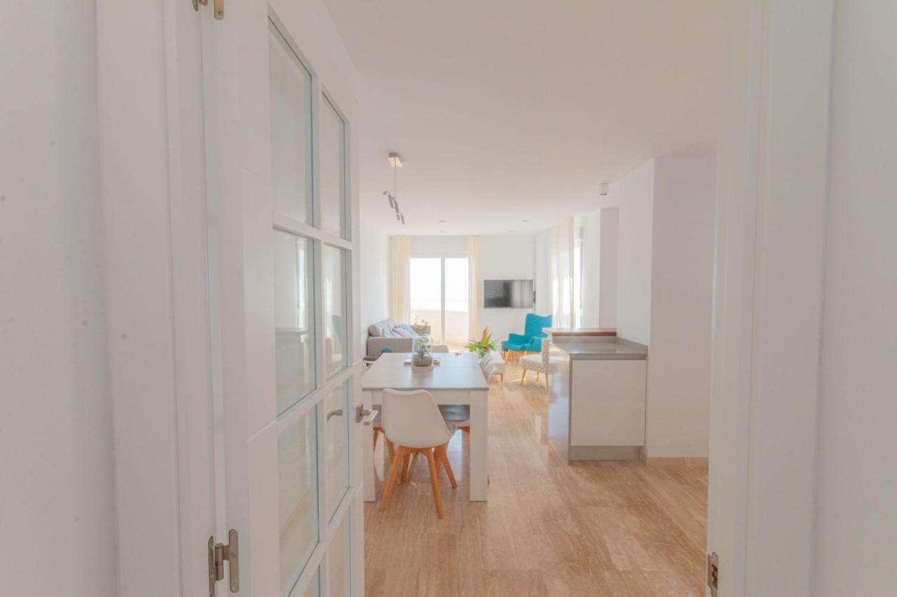 Lovely Apartment Beach Front & Pool El Campello Eksteriør bilde